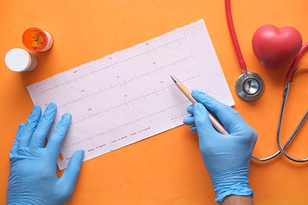 EKG Technician vs. Medical Assistant