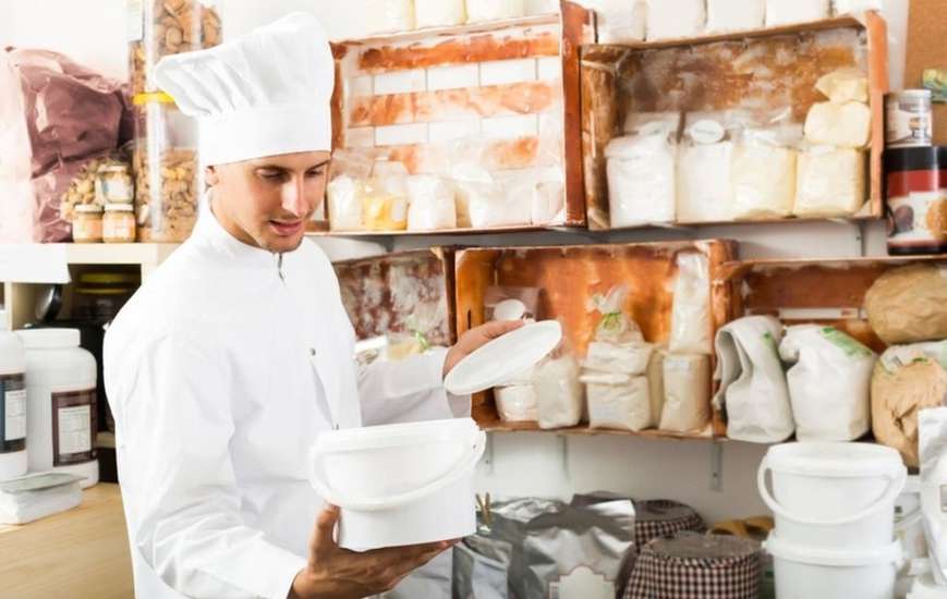 What Does a Pantry Chef Do?